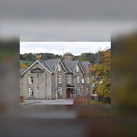 The Llanelwedd Arms Hotel Builth Wells Exterior foto