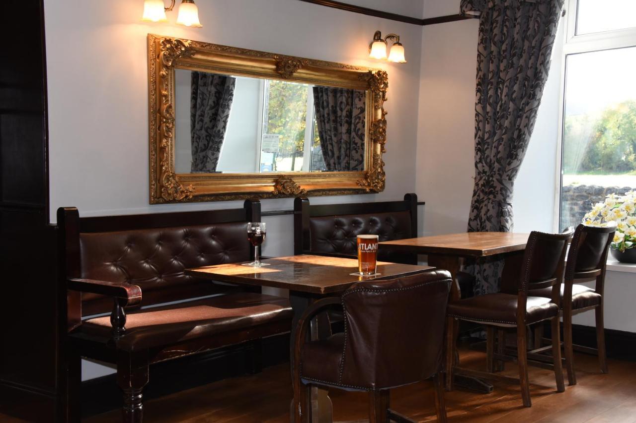 The Llanelwedd Arms Hotel Builth Wells Exterior foto