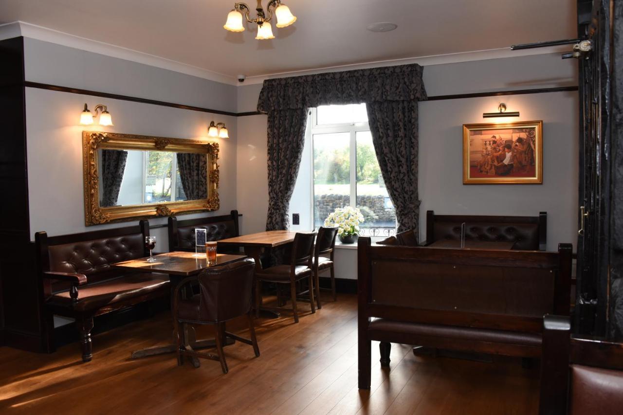 The Llanelwedd Arms Hotel Builth Wells Exterior foto